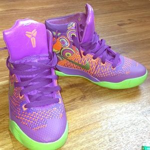 Nike Kobe Elite GS “Purple Venom”